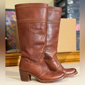Women’s Frye Jane boot